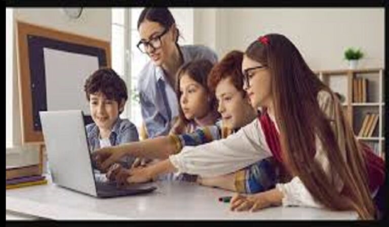 Learn a New Language Through Reading – The Ultimate Guide