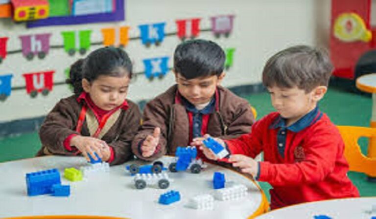 A Guide to Montessori Teaching Methods in Pakistan - Latest